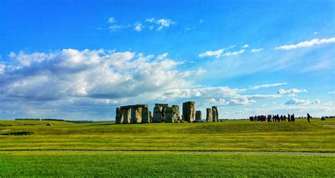 3-Day Stonehenge, Glastonbury, Bath & the South West Coast Small-Group Tour from London by ...