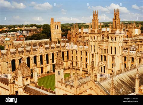 Oxford university campus hi-res stock photography and images - Alamy