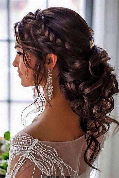 25+ erstaunliche Quinceanera Frisuren - #erstaunliche #frisuren # ...