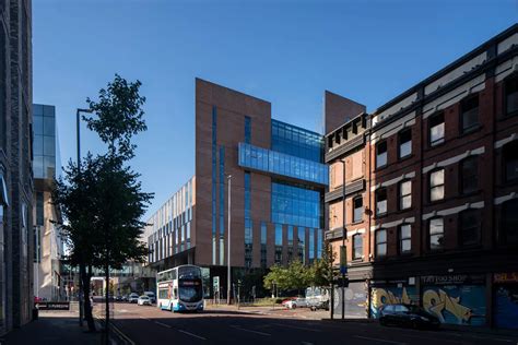 Ulster University Belfast Campus Building - e-architect