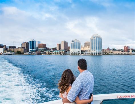 Connect with Maritime Culture on the Halifax Waterfront – Vacay.ca