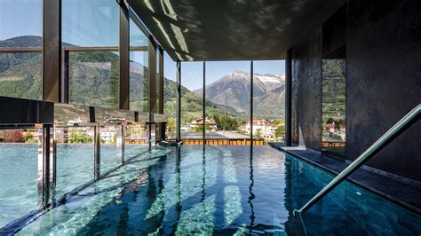 Hotel Terme Merano: 4 star S luxury wellness hotel - South Tyrol