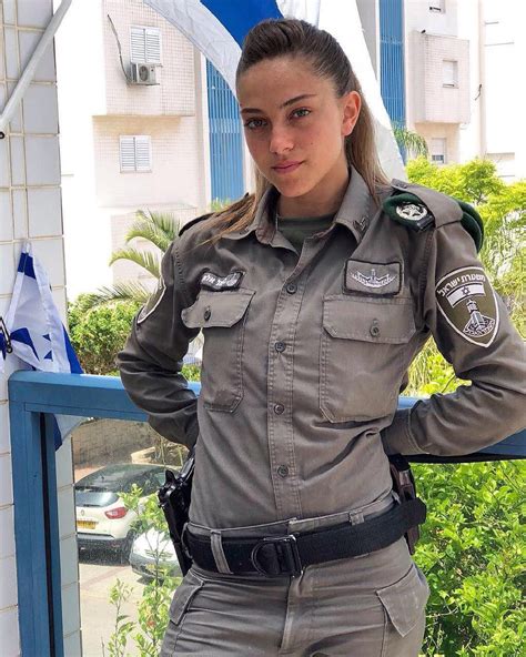 Pin by Timothy Hughes on women of IDF | Military girl, Military women, Idf women