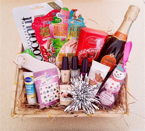 Time for me Christmas pamper hamper | Christmas gifts for friends, Best ...