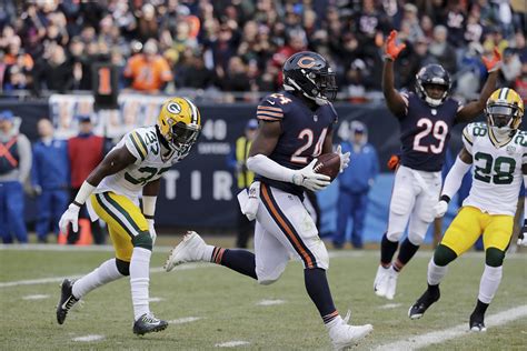 Bears Clinch NFC North with 24-17 Victory over Packers | Chicago News ...