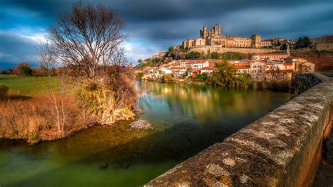 Béziers Cathedral - backiee