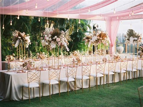 19 Outdoor Wedding Tent Decoration Ideas We Love