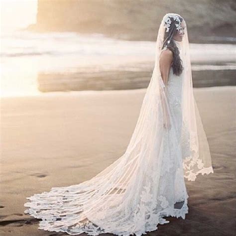 36 Stunning Wedding Veils That Will Leave You Speechless