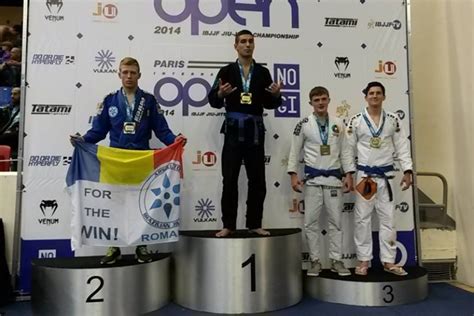 7 medalii pentru Absoluto la Open-ul Berlinului la BJJ – Absoluto Fighting Center