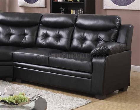 3020 Sectional Sofa in Black Faux Leather