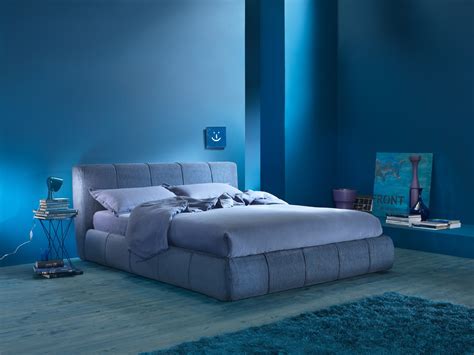 Moody Interior: Breathtaking Bedrooms in Shades of Blue