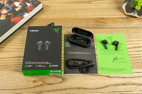 Razer Hammerhead True Wireless Bluetooth Earbuds: A Complete Review ...