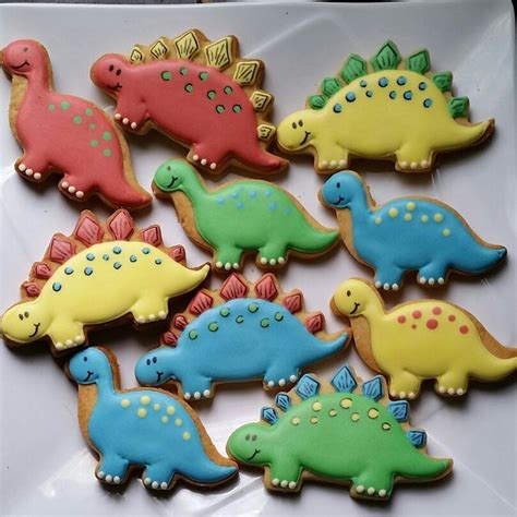 Image result for decorated dinosaur cookies Dinosaur Birthday Cakes, Dino Party, Dinosaur ...