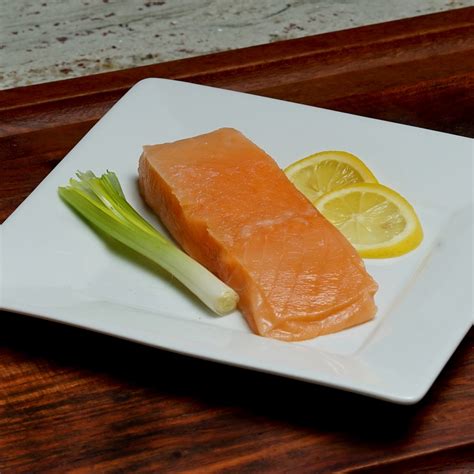 Norwegian Skinless Salmon Fillets (6oz) – Tonight We Dine