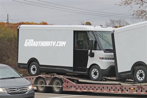 GM BrightDrop EV600 Electric Van: Real World Photos