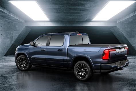 Ram unveils the all-electric 1500 REV and opens order books - Fuel Cell ...