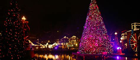 Dollywood Christmas Schedule 2021