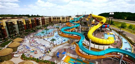 Visit Wisconsin Dells. | Parque acuatico, Parques, Complejo turistico