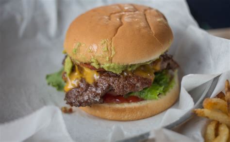 Mama Burger | Arizona Reviews