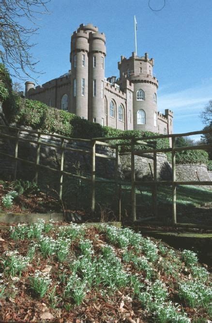 Drumtochty Castle | Castle wedding venue, Scottish castles, Castle