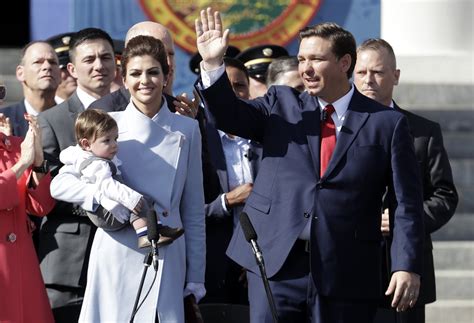 Ron DeSantis sworn in as Florida's new governor - WINK News