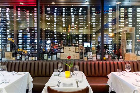 Ferraro’s Italian Restaurant & Wine Bar – Las Vegas – Menus and pictures