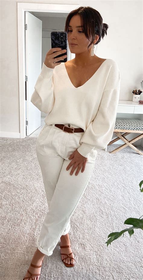 All White Autumn Look | Autumn fashion, Chic fall fashion, Simple fall ...