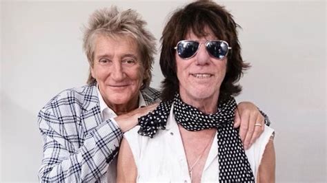 The Night An Apprehensive Rod Stewart & The Jeff Beck Group ‘Blew Away ...