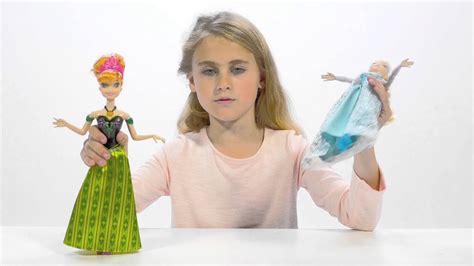 FROZEN | Singing Anna And Elsa Unboxing | Official Disney UK - YouTube