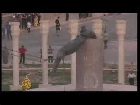 Fall of Saddam Hussein’s Statue – The Famous Pictures Collection