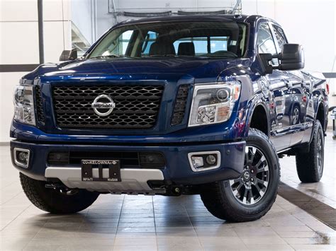 Kelowna Nissan | 2019 Titan XD Crew Cab PRO-4X 4x4 Diesel - #N19176