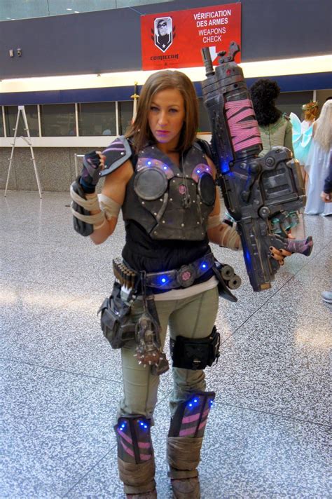 Gears of War Gear Of Wars 4, Gears Of War, Halloween Town, Girl Gifs, Good Job, Cosplay Girls ...