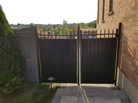 Aluminum Privacy Gate - Aluminum Fence Panels Canada