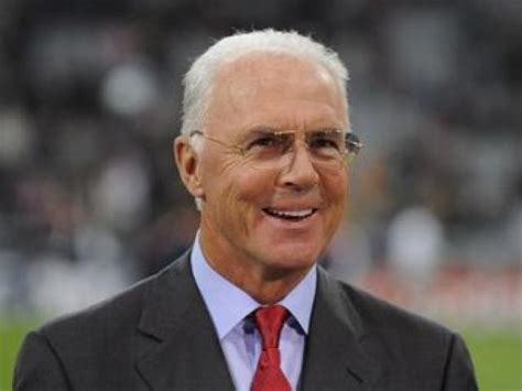 Franz Beckenbauer biography. Football player