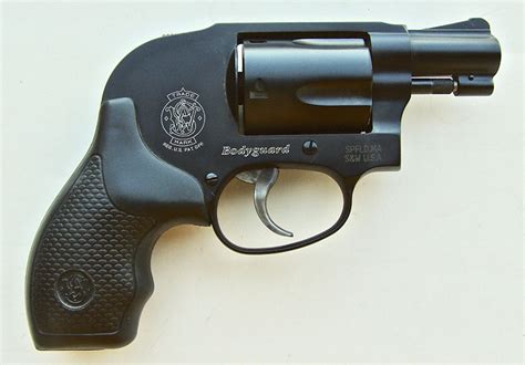 コレクション taurus .38 special snub nose hammerless revolver 176012-Taurus ...