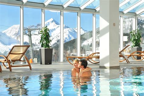 Hotel with panoramic indoor swimming pool, Hotel Almschlössl & Schrotteralm, Obertauern