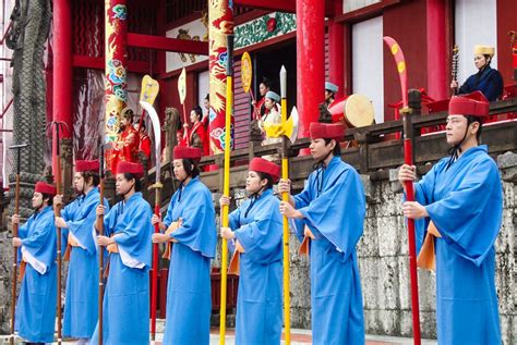 Celebrating New Year in Japan (Shogatsu) - Japan Rail Pass