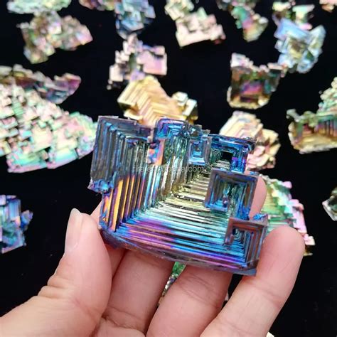 Wholesale Natural Fancy Bismuth Crystal Mineral Ore Crystals For Home Decoration - Buy Bismuth ...