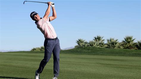 What's "feel vs. real" in the golf swing? Justin Thomas explains