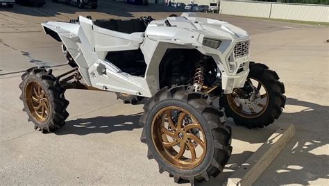 Brand new Polaris RZR 1000 paint job finished up in a pearl white and ready for its new cage and ...