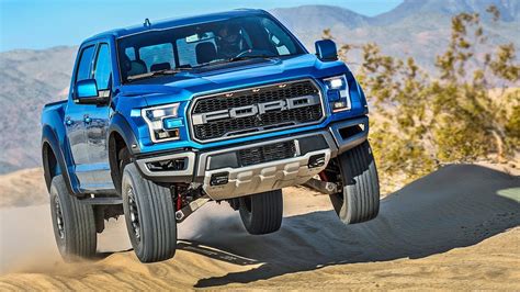 Ford F150 RAPTOR Off-Road Demo - YouTube