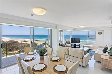 Absolute Beachfront Accommodation Surfers Paradise - One The Esplanade