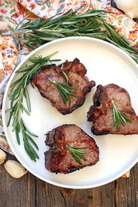 Easy Broiled Rosemary Lamb Chops | My Heart Beets