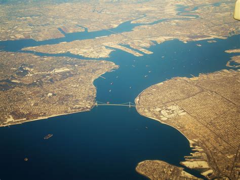 Verrazzano-Narrows Bridge, Staten Island (with Map & Photos)