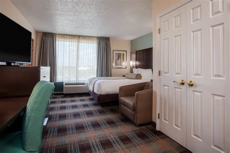 Wingate by Wyndham Orlando International Airport | Orlando, FL Hotels