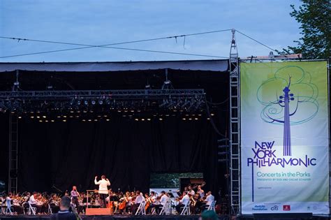 Philharmonic Kicks Off Concerts in the Parks - The New York Times