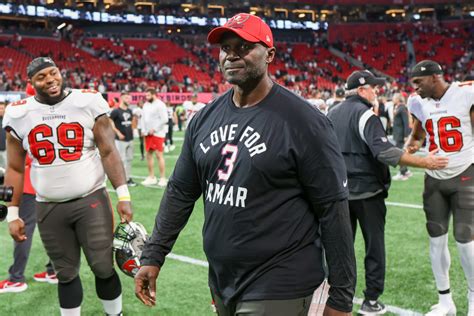 Todd Bowles Comments on Buccaneers Injuries/Illness Ahead of Wildcard ...