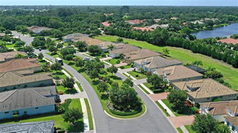 Michael Flynn, former Trump adviser, buys home in Florida