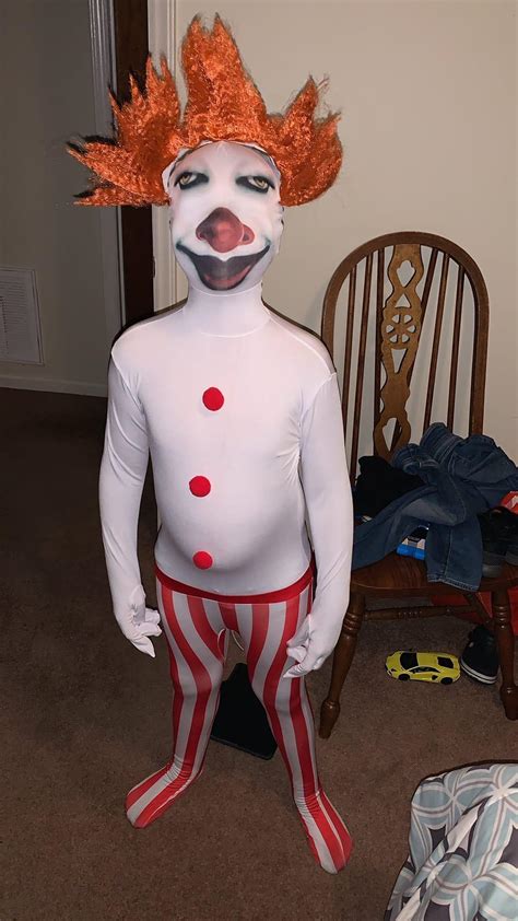 Pennywise Costume Meme