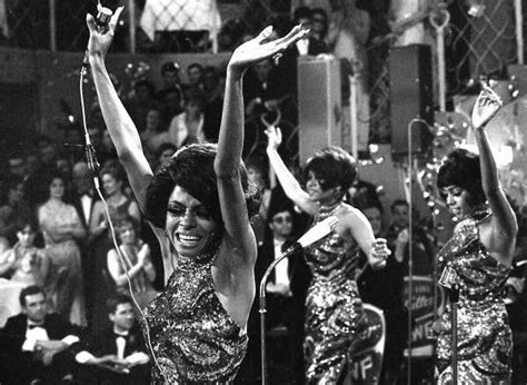 23 Soulful Pictures From The Golden Years Of Motown | Motown, Diana ross, Top 10 albums